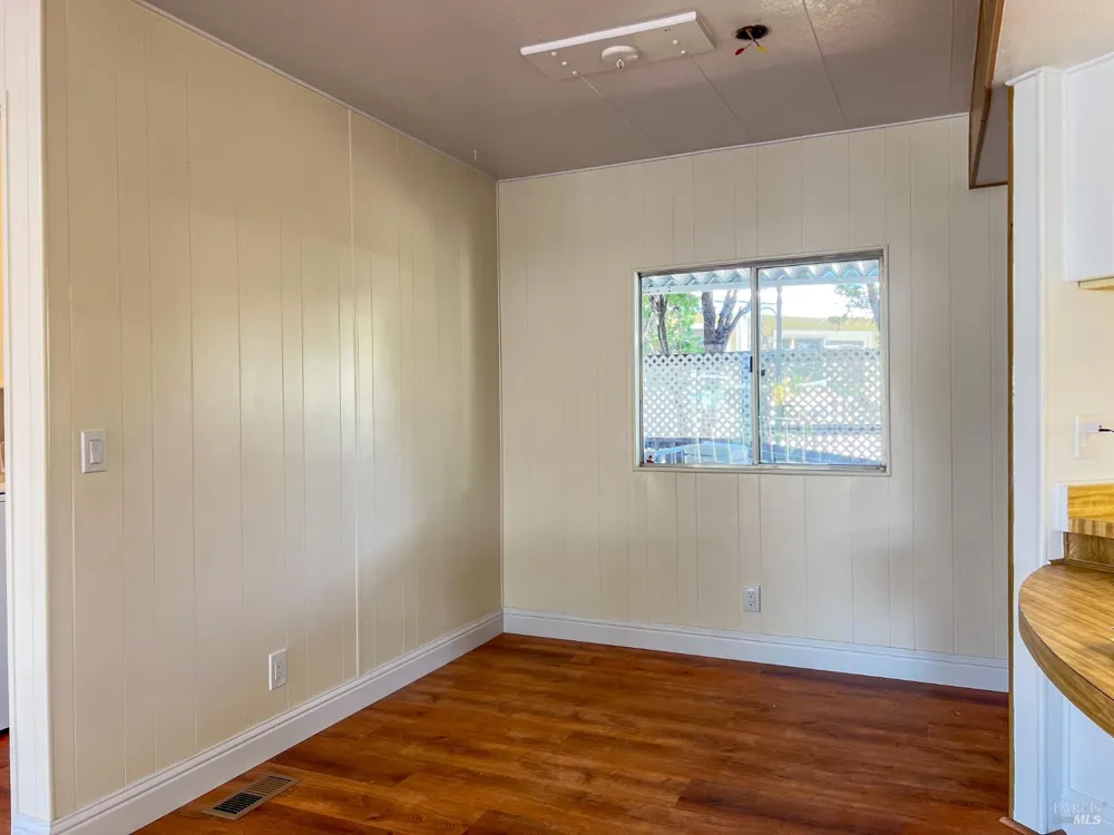 70 International Boulevard Sonoma, CA 95476