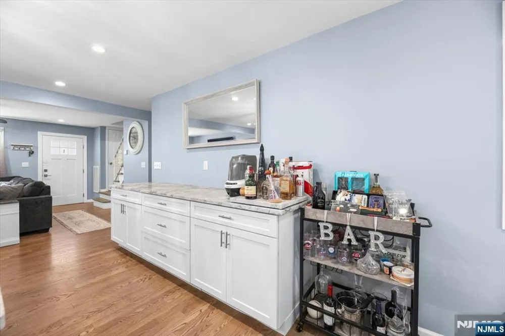 42 Wells Court Bloomfield, NJ 07003