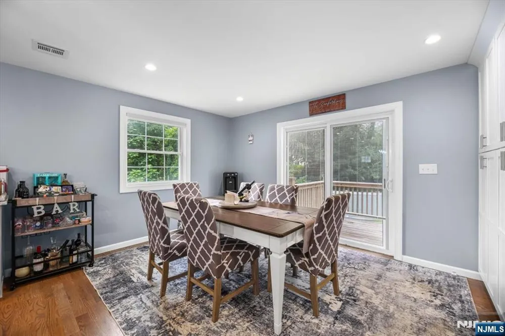 42 Wells Court Bloomfield, NJ 07003