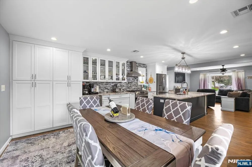 42 Wells Court Bloomfield, NJ 07003