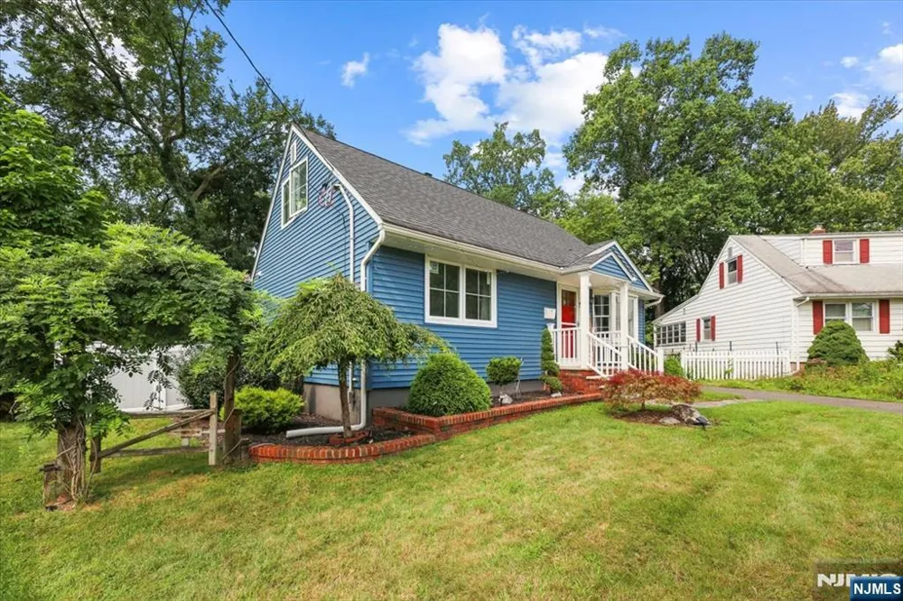 42 Wells Court Bloomfield, NJ 07003