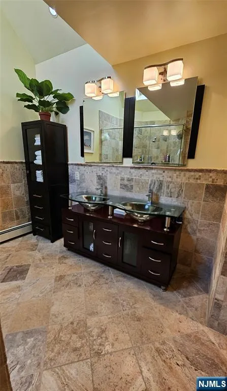 616 Hackensack Street Carlstadt, NJ 07072