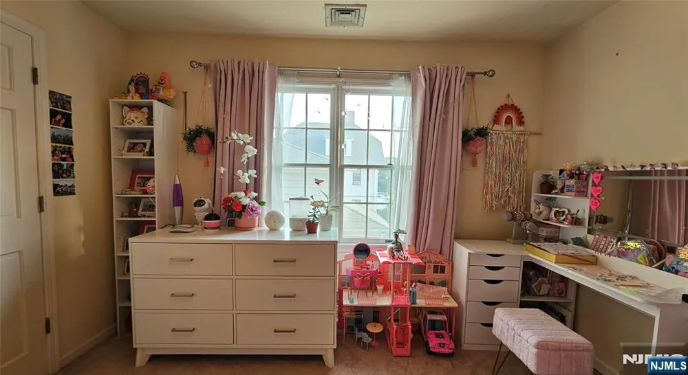 616 Hackensack Street Carlstadt, NJ 07072