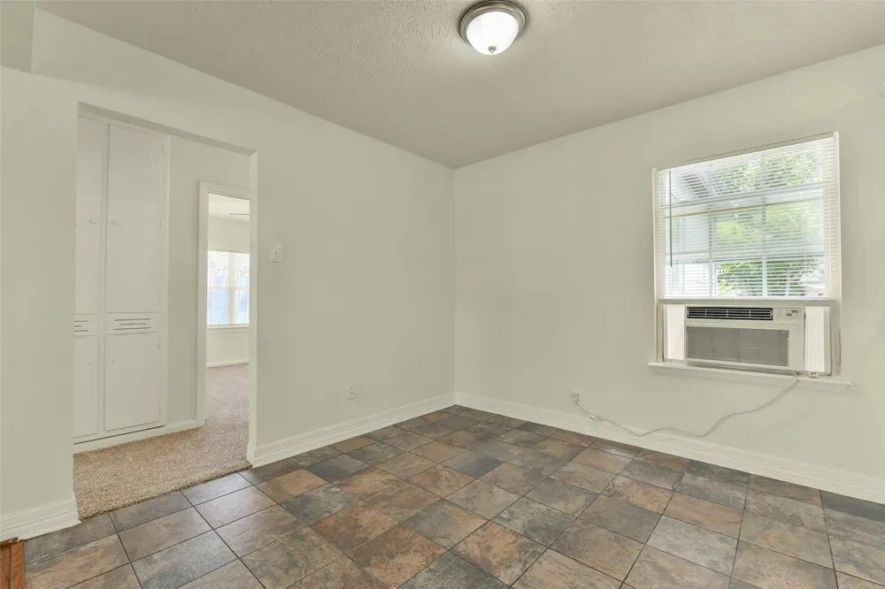 1114 Valerie Avenue Pasadena, TX 77502