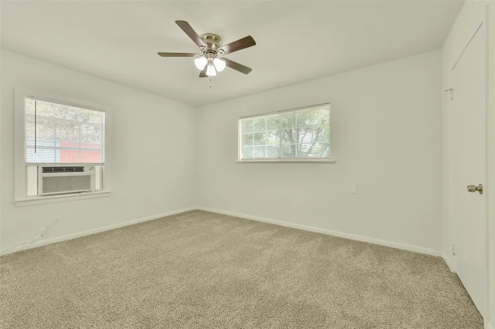 1114 Valerie Avenue Pasadena, TX 77502