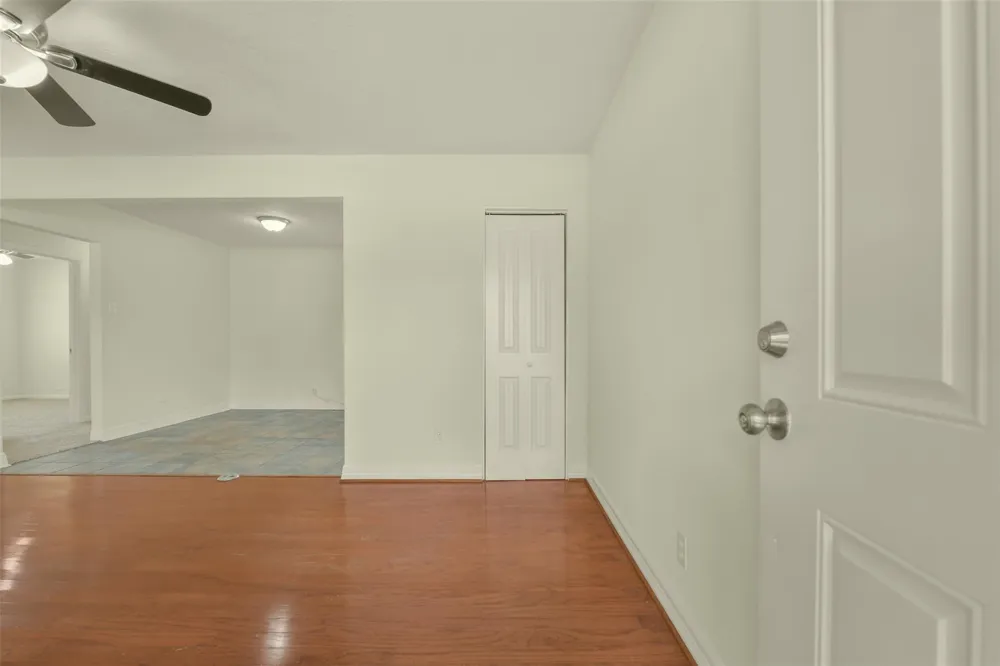 1114 Valerie Avenue Pasadena, TX 77502