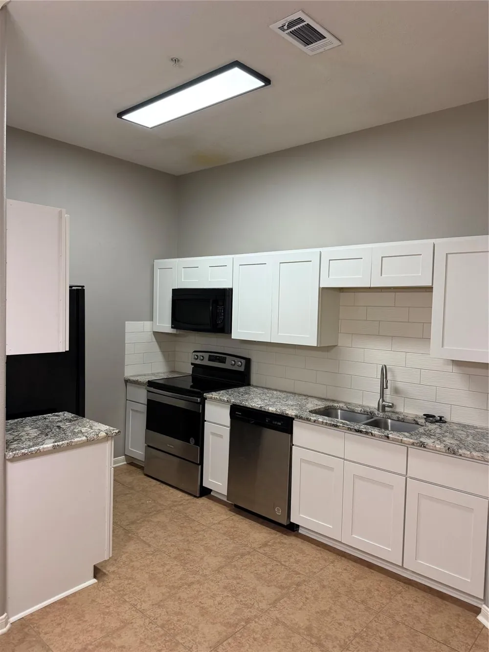 2710 Grants Lake Boulevard #G4 Sugar Land, TX 77479