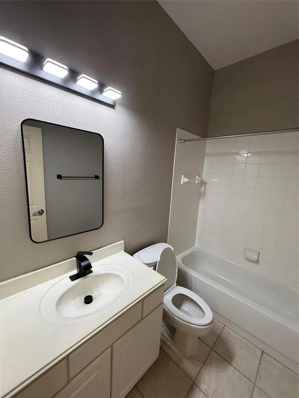 2710 Grants Lake Boulevard #G4 Sugar Land, TX 77479