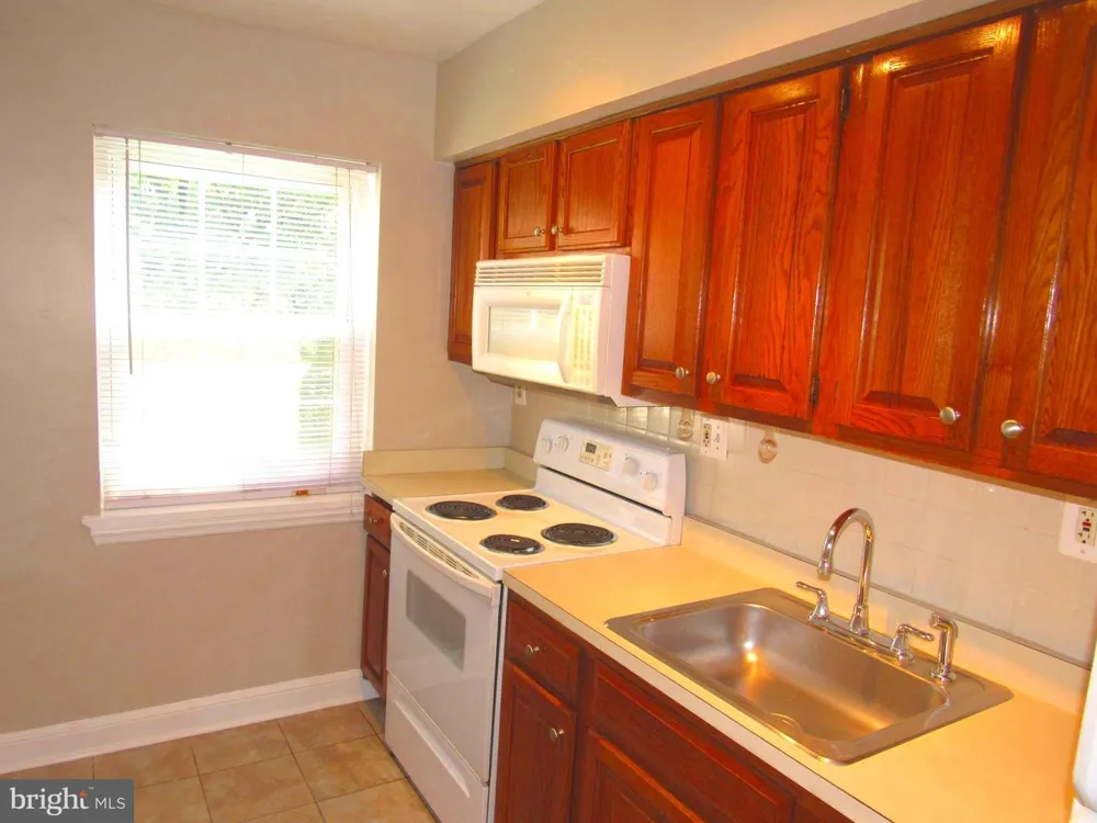 1311 ODE STREET #612 Arlington, VA 22209