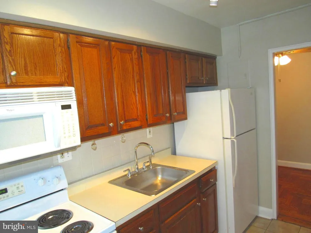 1311 ODE STREET #612 Arlington, VA 22209
