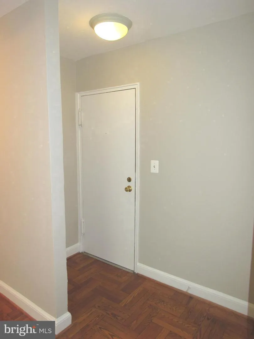 1311 ODE STREET #612 Arlington, VA 22209