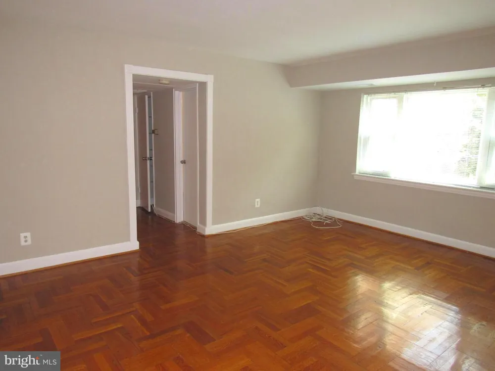 1311 ODE STREET #612 Arlington, VA 22209