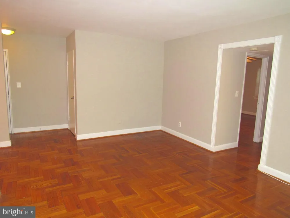 1311 ODE STREET #612 Arlington, VA 22209