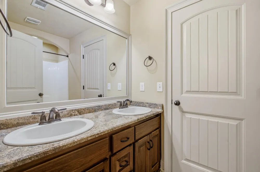 8100 Saddlehorn Drive Midland, GA 31820