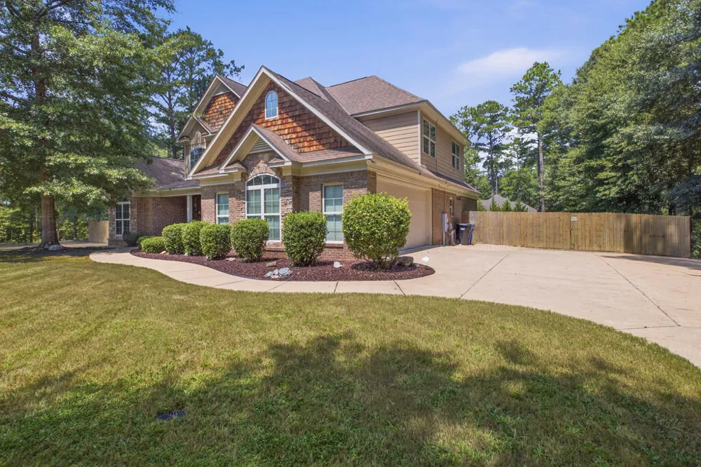 8100 Saddlehorn Drive Midland, GA 31820
