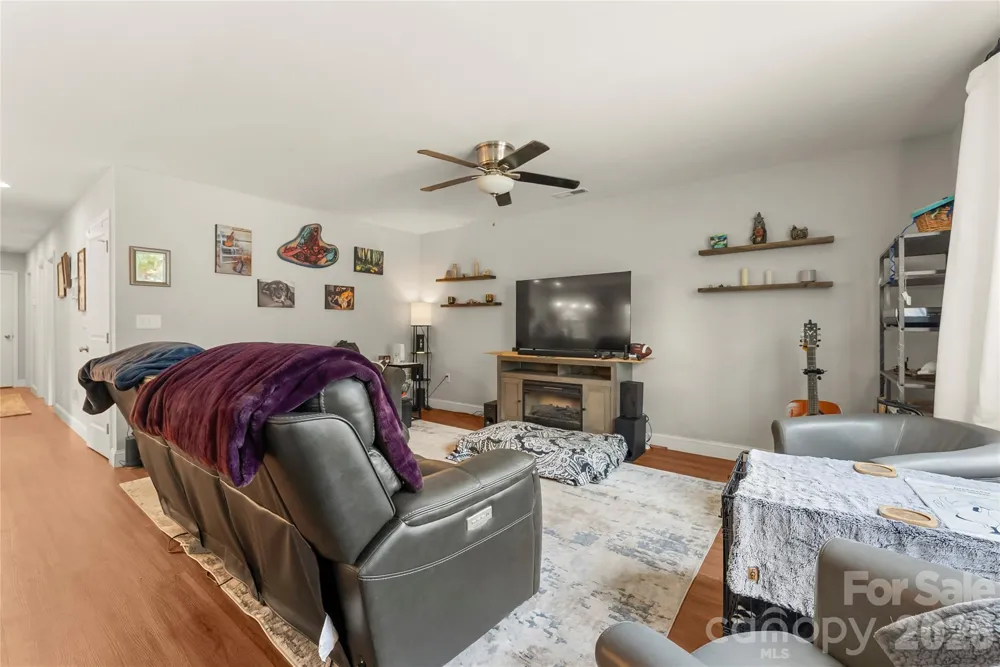107 Forest Street Asheville, NC 28803