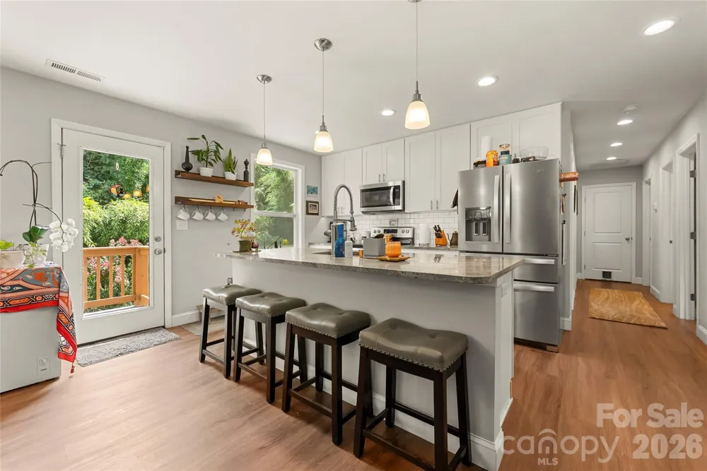 107 Forest Street Asheville, NC 28803