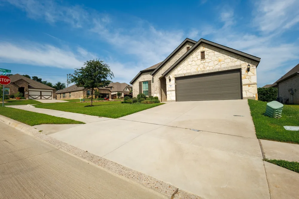 101 St Meena Court Fort Worth, TX 76120