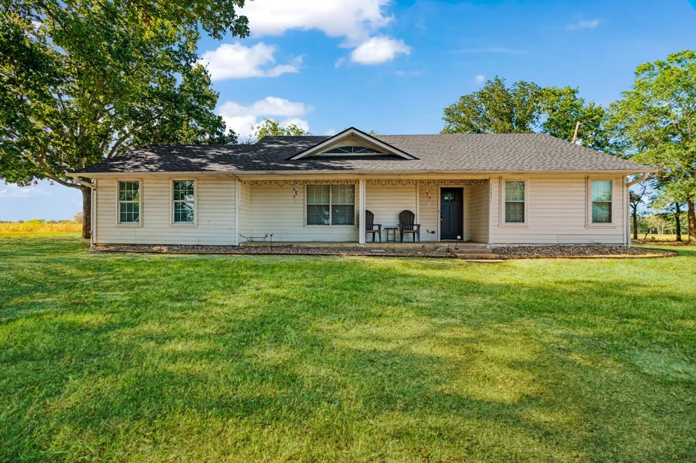 10891 Farm Road 1497 Paris, TX 75462