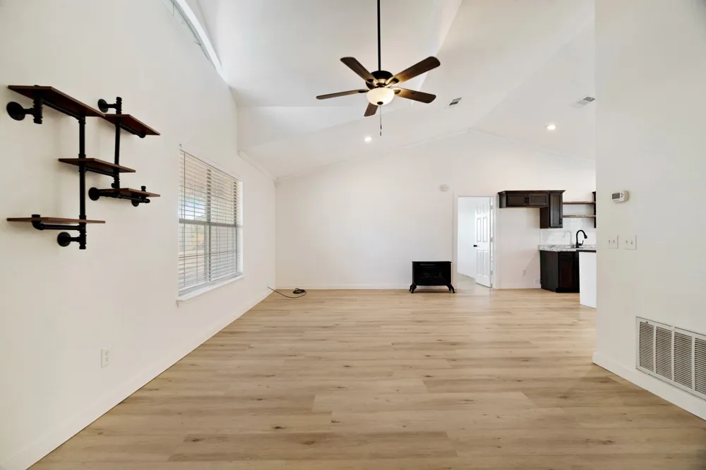 10891 Farm Road 1497 Paris, TX 75462