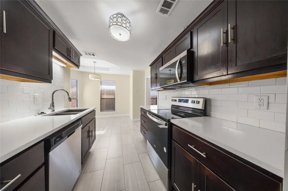 2539 Sunscape Lane Dallas, TX 75287