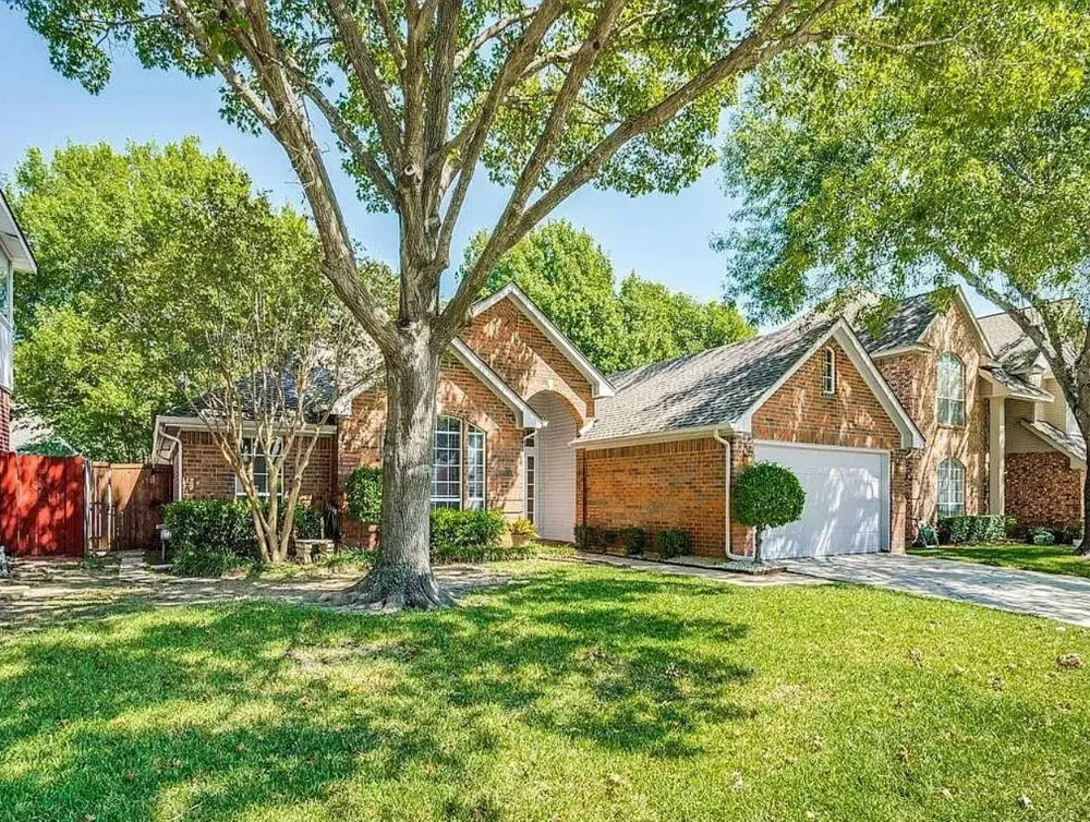 2911 Stonepointe McKinney, TX 75072