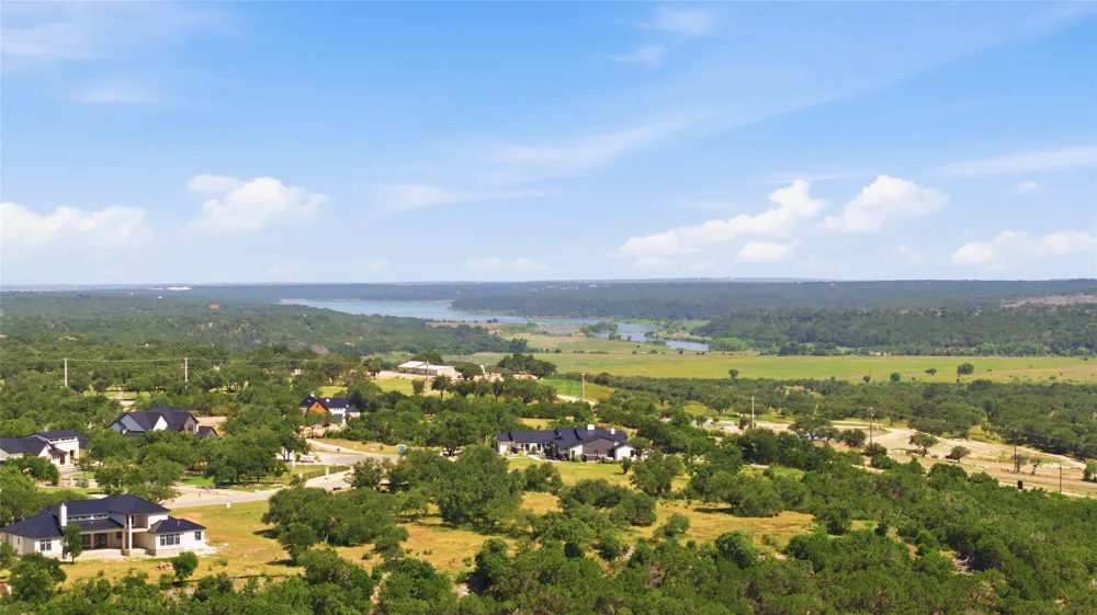 2711 County Road 289 Georgetown, TX 78633