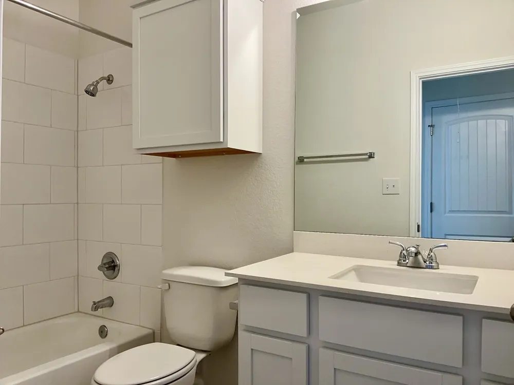 2208 Cornfield Drive #B Pflugerville, TX 78660