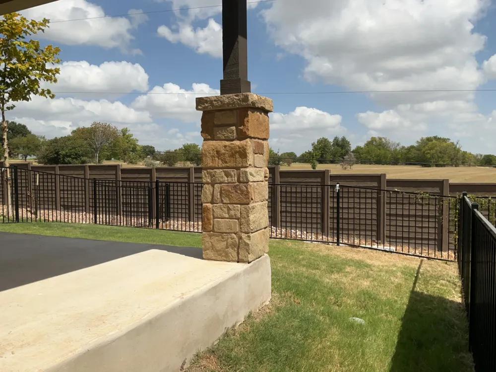 2208 Cornfield Drive #B Pflugerville, TX 78660