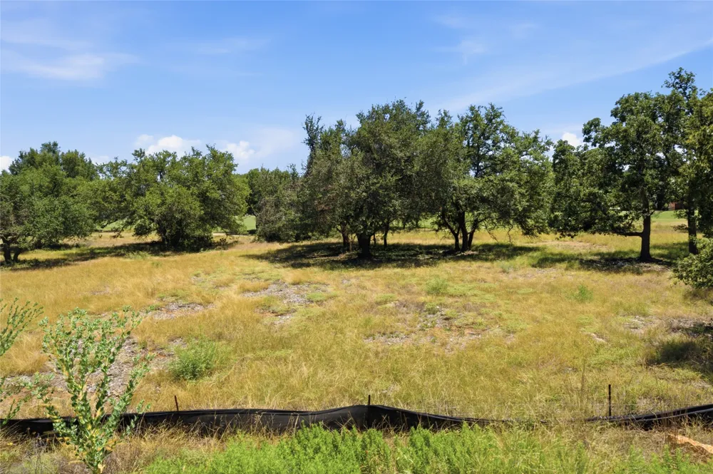 413 Lightning Ranch Road Georgetown, TX 78628