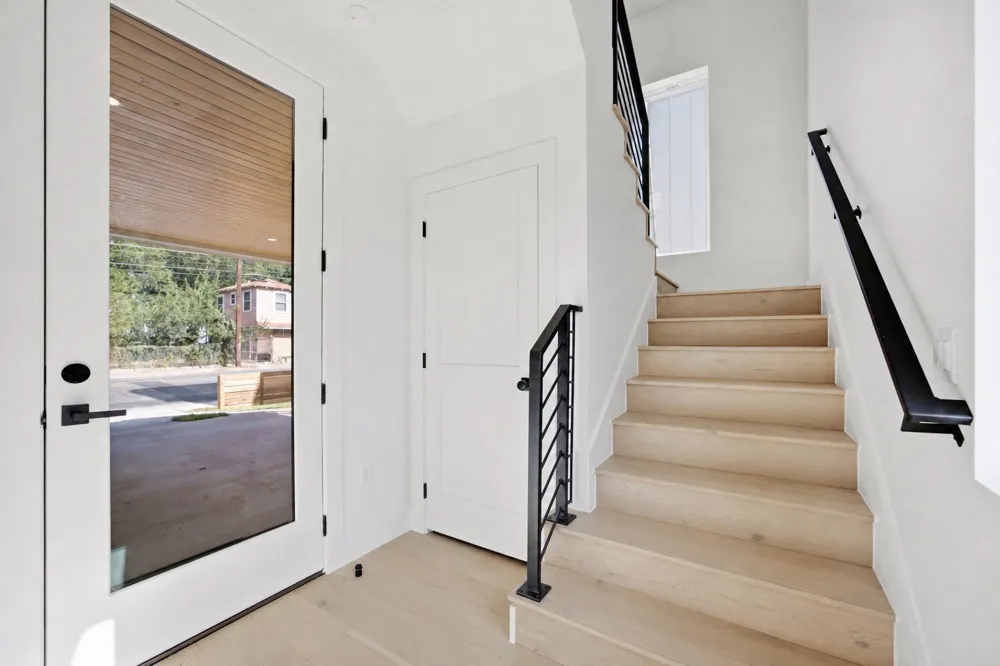 301 N Pleasant Valley Road #2 Austin, TX 78702