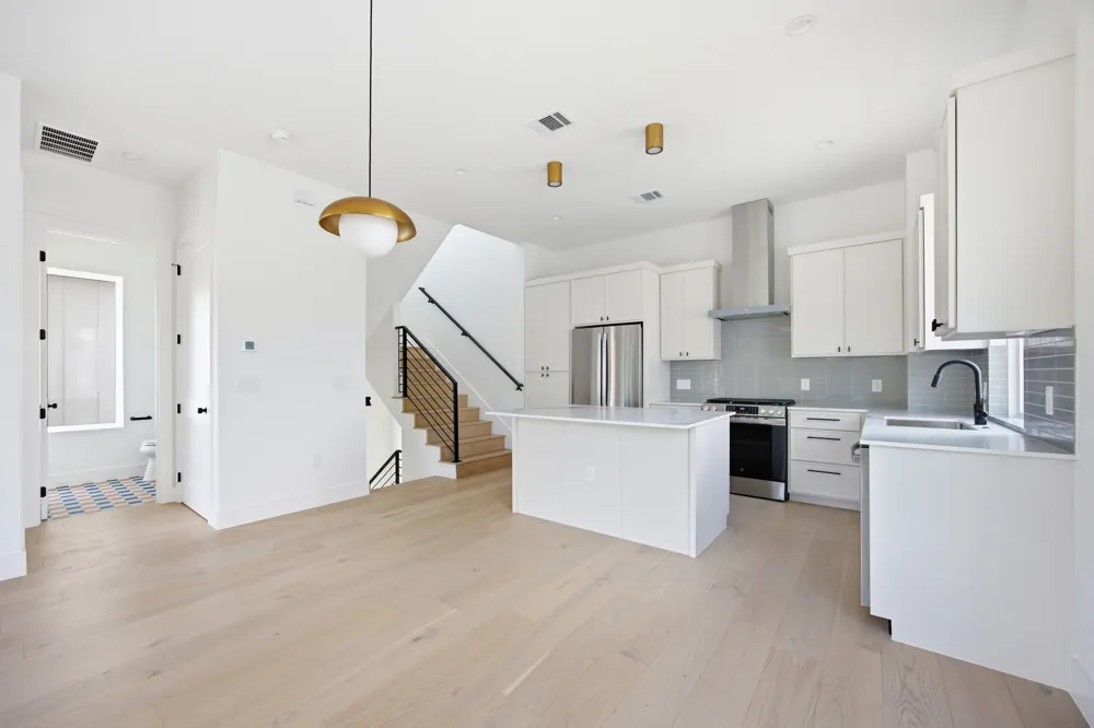 301 N Pleasant Valley Road #2 Austin, TX 78702