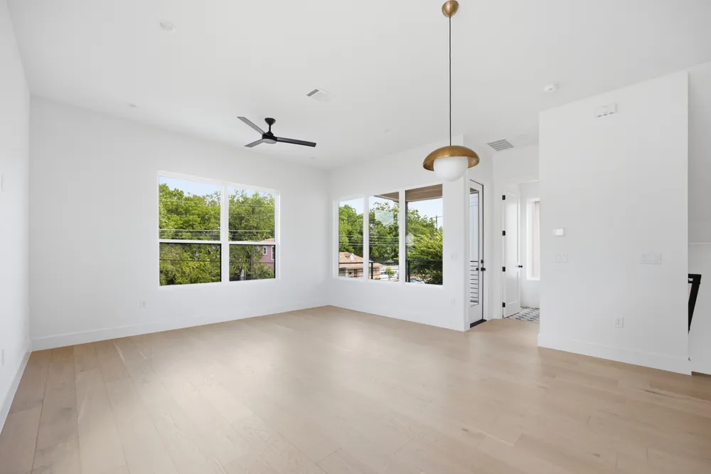 301 N Pleasant Valley Road #2 Austin, TX 78702