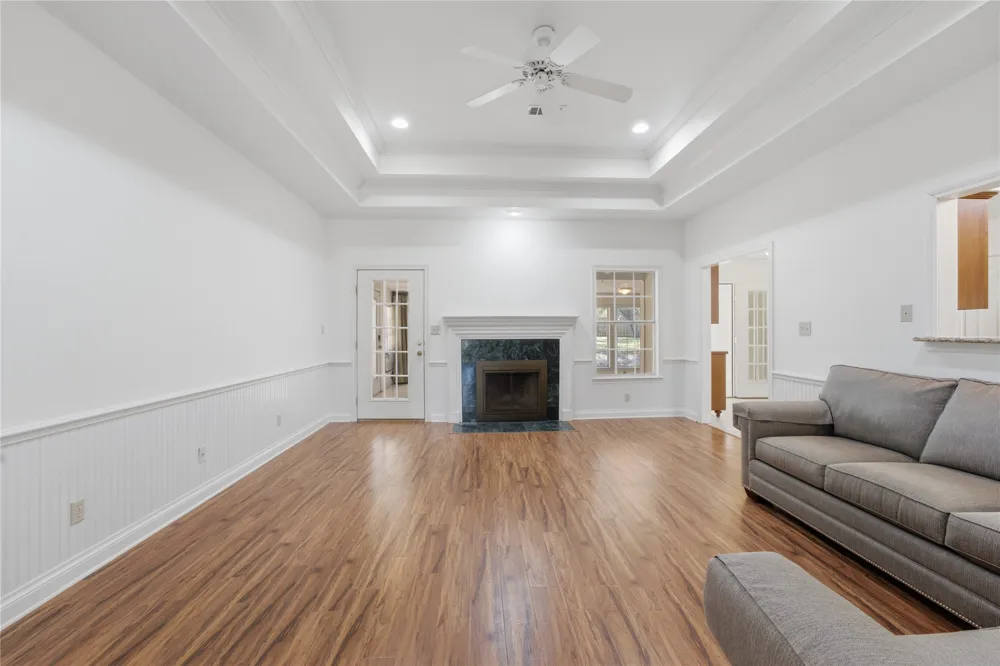 8221 Mountain Drive Salado, TX 76571