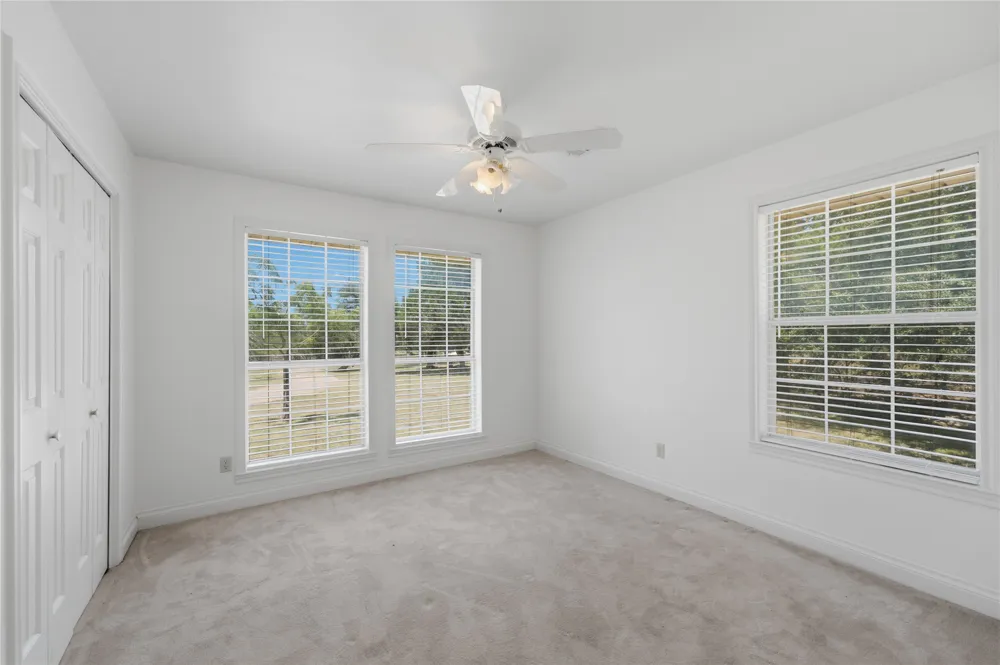 8221 Mountain Drive Salado, TX 76571