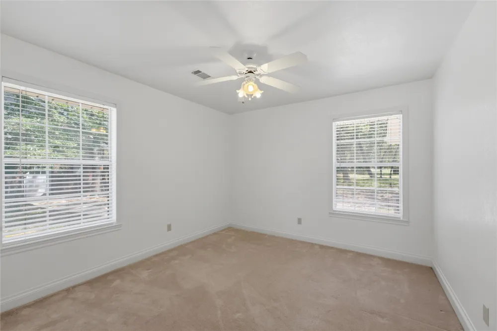 8221 Mountain Drive Salado, TX 76571