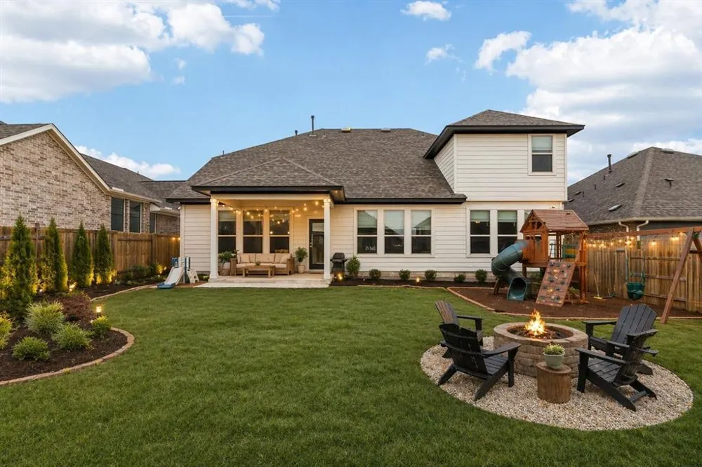 305 Painted Creek Way Kyle, TX 78640