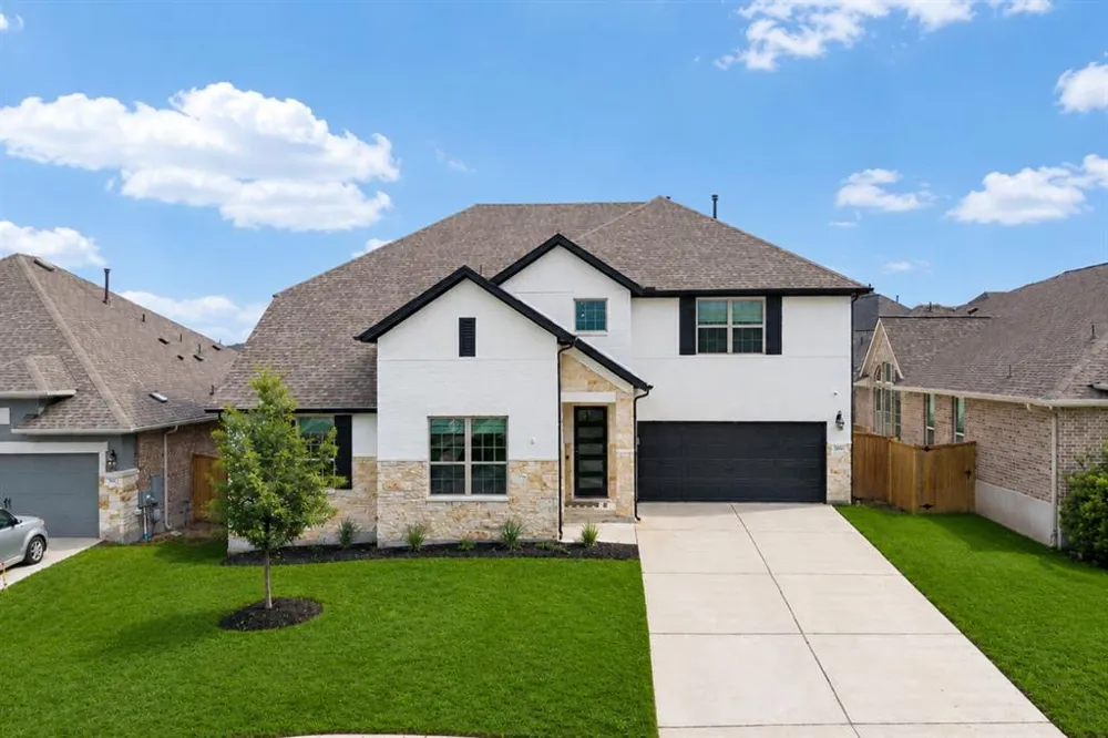 305 Painted Creek Way Kyle, TX 78640