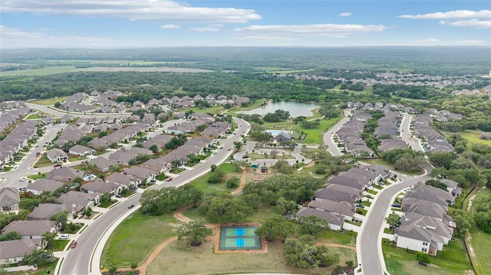 305 Painted Creek Way Kyle, TX 78640