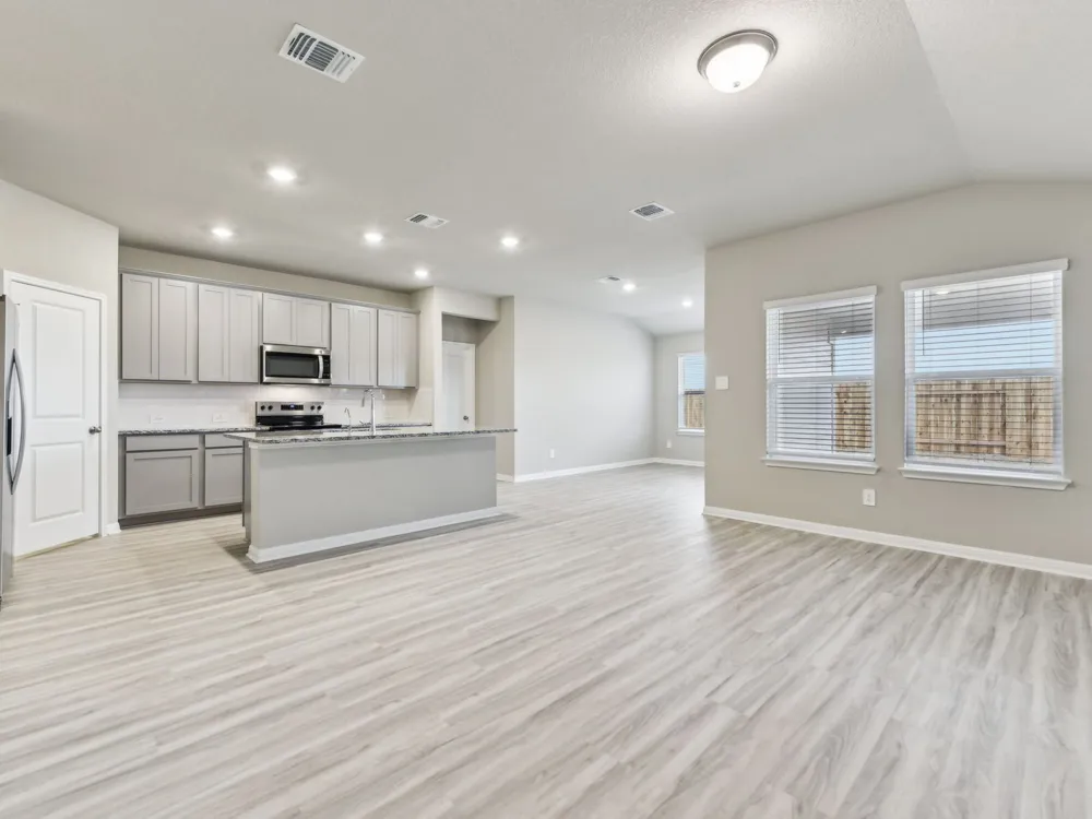 129 Sleep Hollow Jarrell, TX 76537