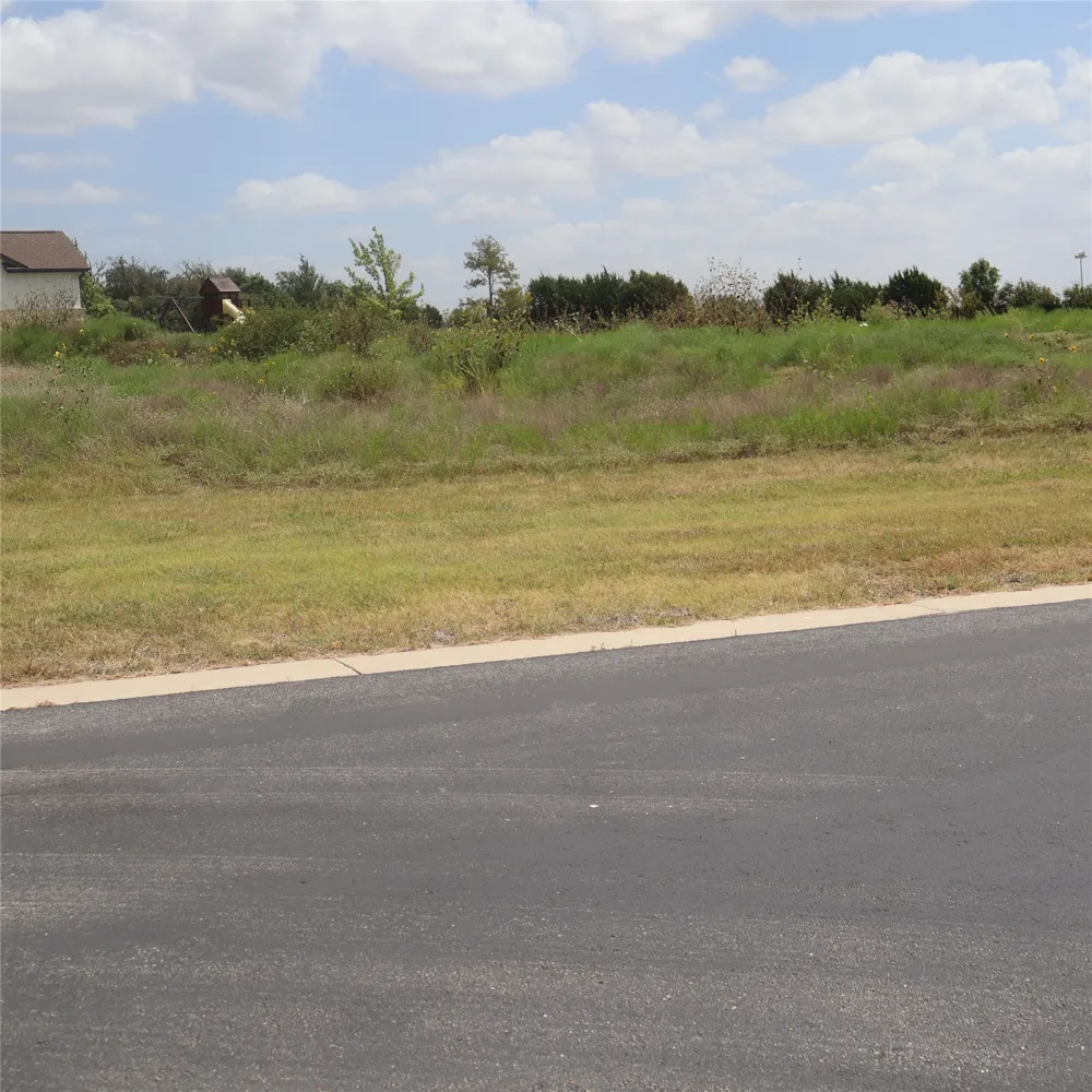 105 Huerta Road Florence, TX 76527