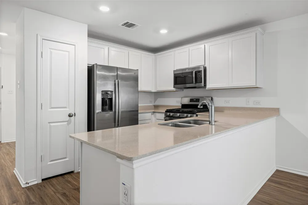 364 Gabbro Gardens Maxwell, TX 78656