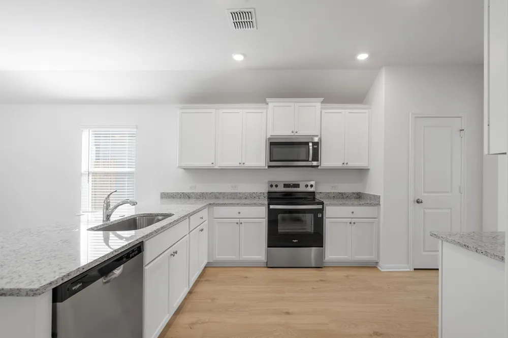 245 W Luna Blue Lane Jarrell, TX 76537
