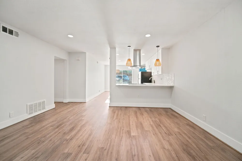 5332 Balcones Drive #B Austin, TX 78731