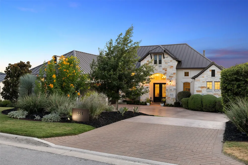 321 Bisset Court Austin, TX 78738