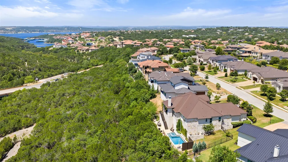 321 Bisset Court Austin, TX 78738