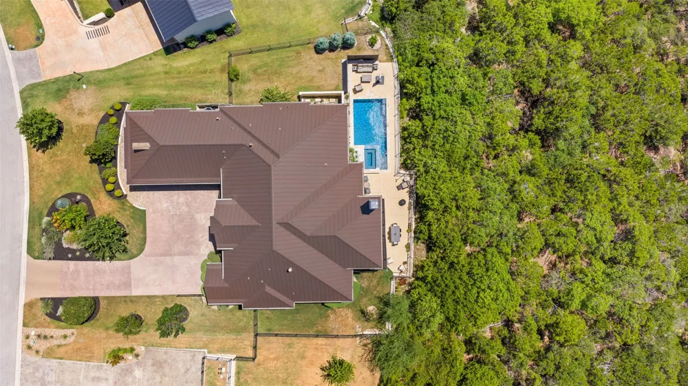 321 Bisset Court Austin, TX 78738