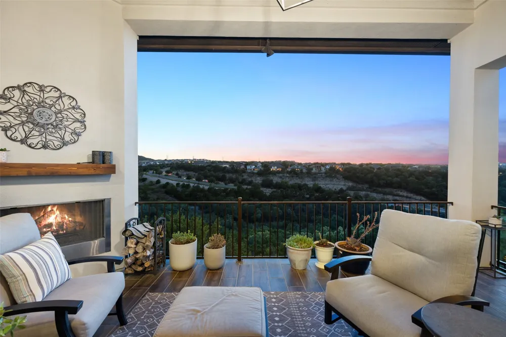 321 Bisset Court Austin, TX 78738