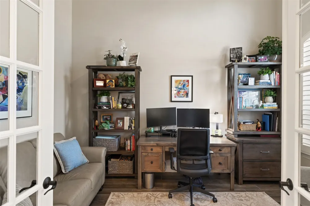 321 Bisset Court Austin, TX 78738