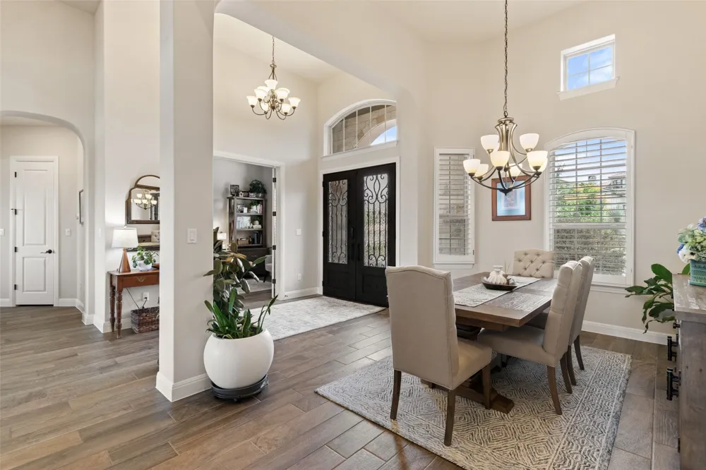 321 Bisset Court Austin, TX 78738